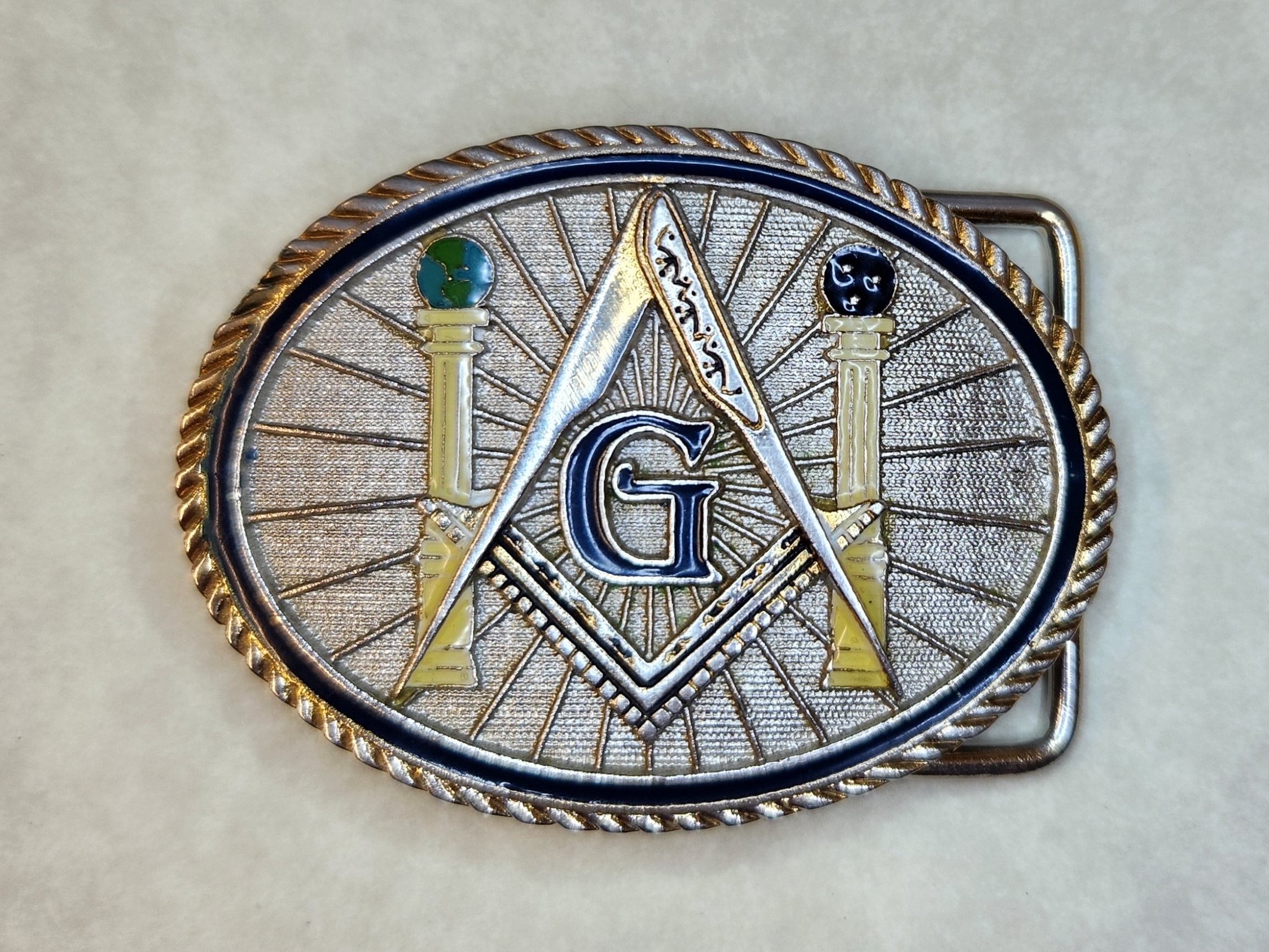 [Buckle Pic Missing] (Click here)